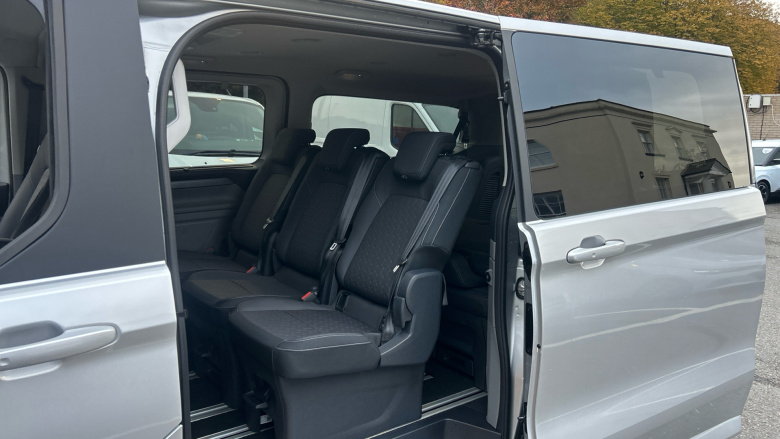 Ford Tourneo Custom 340 L2 Petrol Fwd 2.5 PHEV 232ps H1 Titanium 8 seater Auto